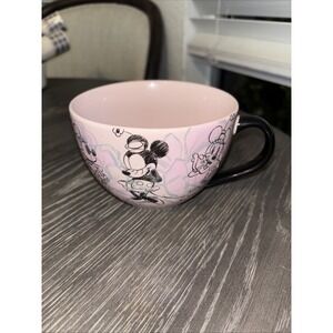 Disney Store Sketch Art Minnie Mouse Large Coffee Mug Tea Cup Pink Black Handle